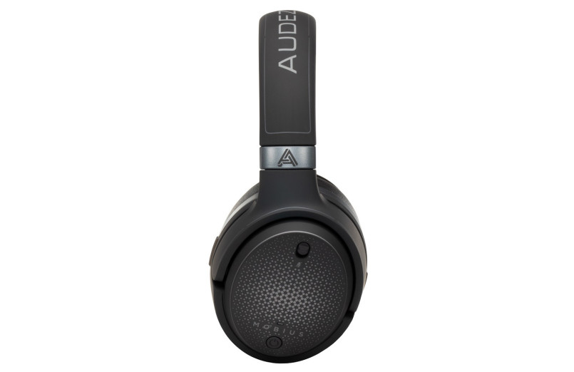 Audeze Mobius