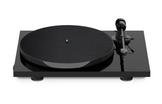 PRO-JECT E1 TURNTABLE