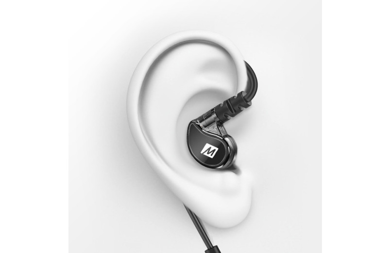 Estos auriculares inalámbricos deportivos con gancho por 29€ en