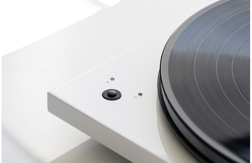 TOCADISCOS PRO-JECT ESSENTIAL III SB