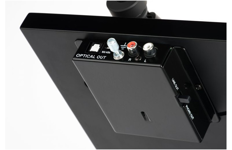 PRO-JECT ESSENTIAL III DIGITAL TURNTABLE